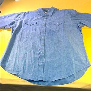 Ely cattleman’s short sleeve chambray western shirt, pearl snaps, size 2X
